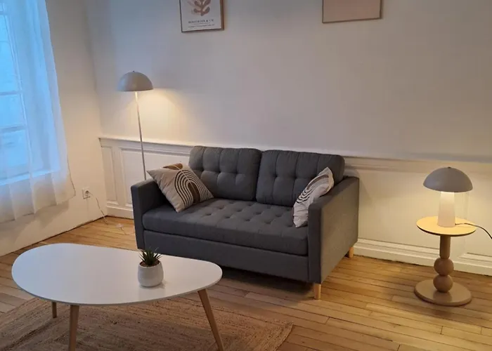 Grand De Charme Renove Au Coeur De *